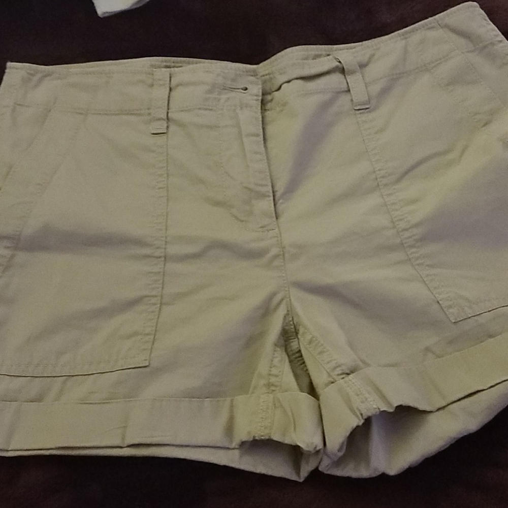 Loft cargo shorts